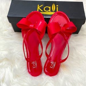 NIB KALI WOMENS JELLY BOW THONG SANDALS SUMMER SLIDES RED SZ 6